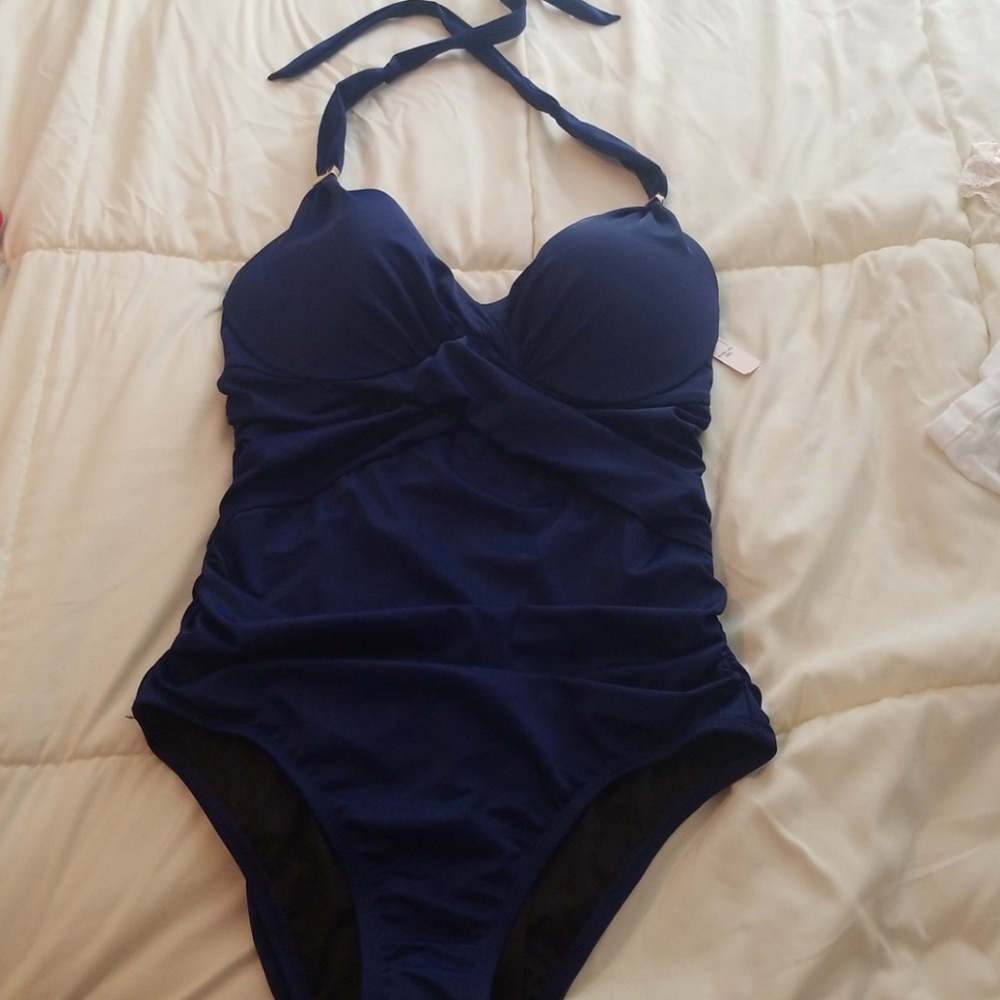 One piece bathing suit